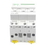 SCHNEIDER Resi9 XP Disjoncteur tétrapolaire 16A courbe C 3kA 400V - R9PFC716 – Image 3